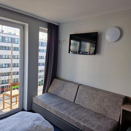 Hotel Mercedes/Centrum Hamburg-Harburg Buitenkant foto